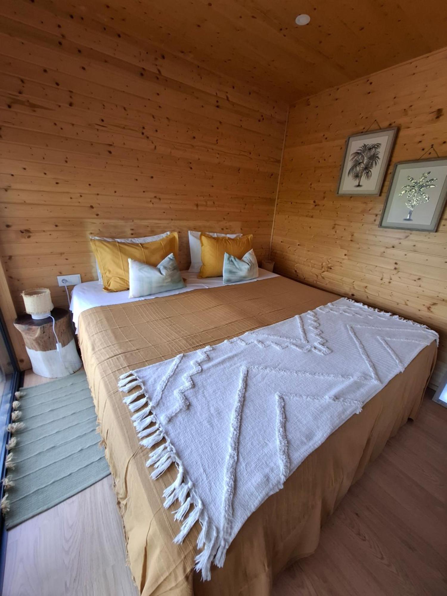 Eco Alfarrobas Com Piscina Luxuszelt Algoz